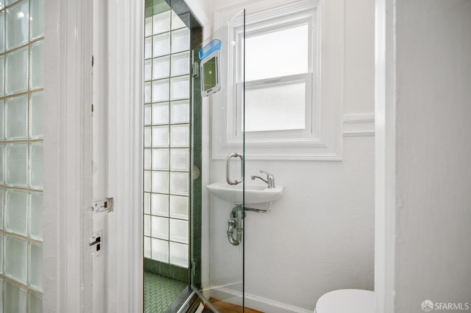 Photo #33: 426136826 Listing: Photo #33