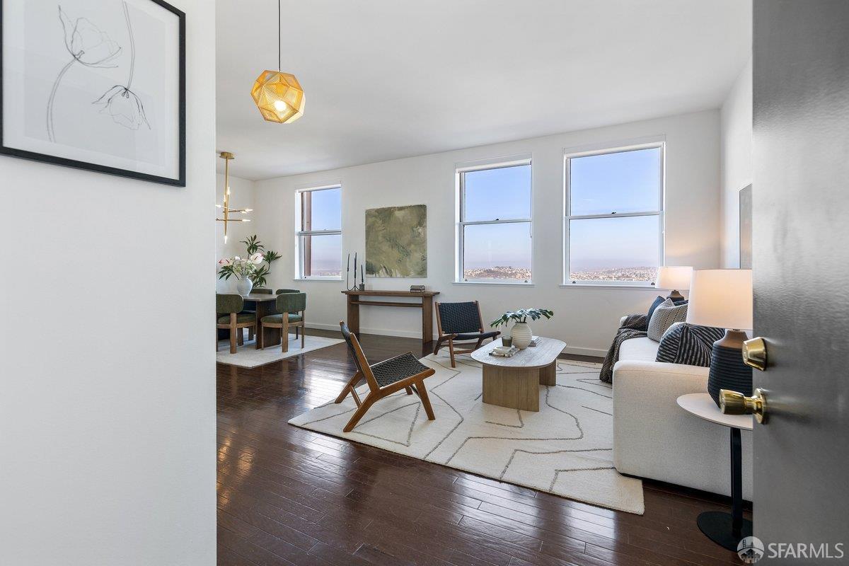 Photo #2: 426136626 Listing: Photo #2