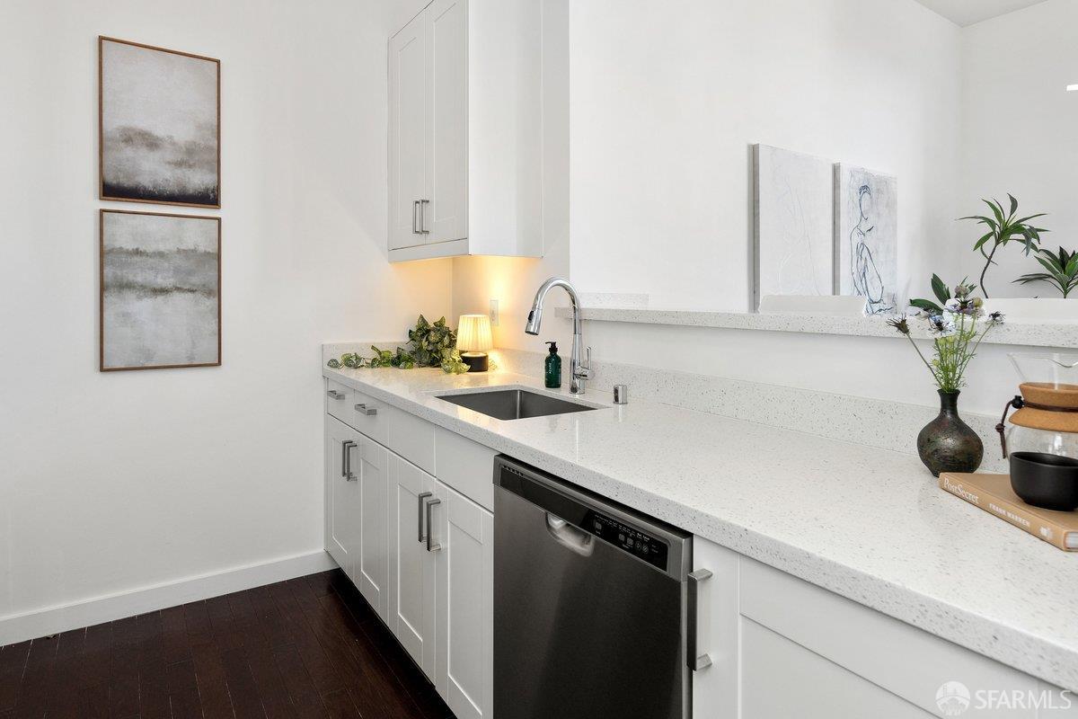 Photo #24: 426136626 Listing: Photo #24