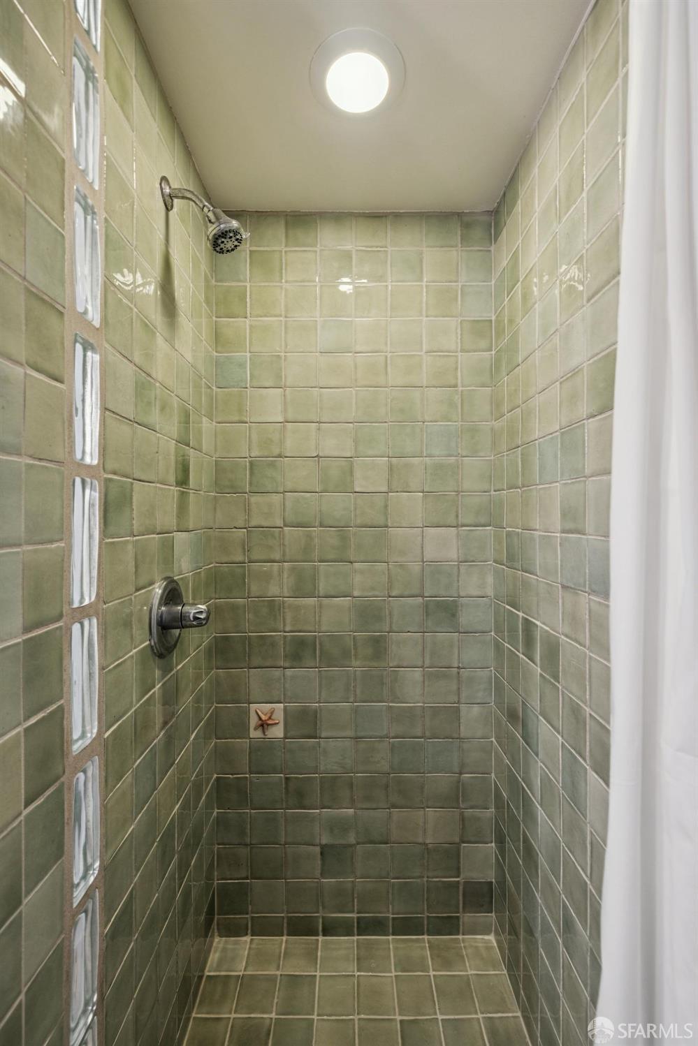 Photo #25: 426136918 Listing: Photo #25