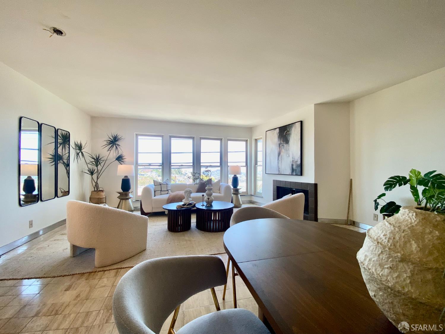 Photo #5: 426135552 Listing: Photo #5