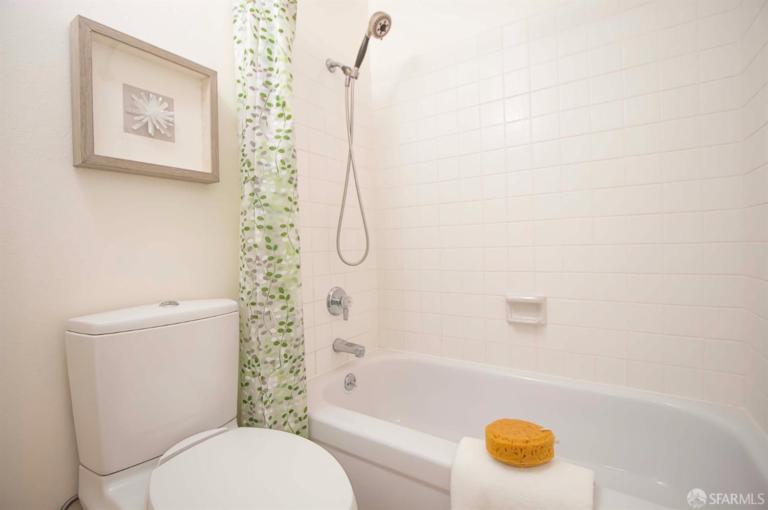 Photo #12: 426137049 Listing: Photo #12