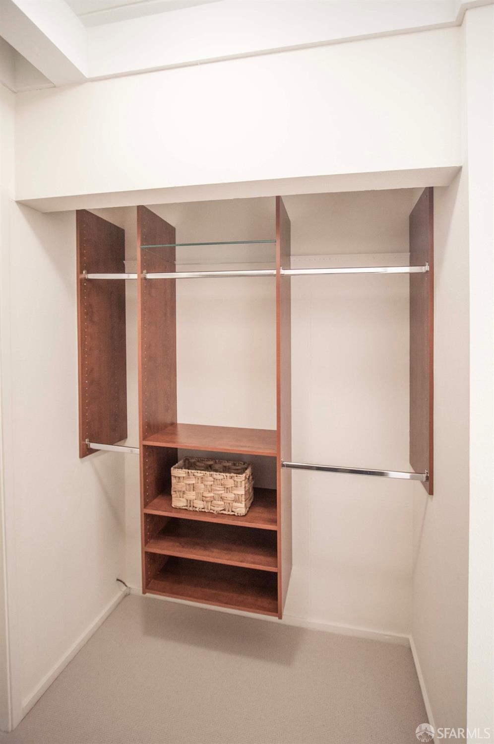 Photo #13: 426137049 Listing: Photo #13