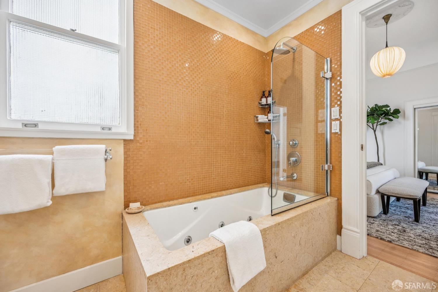 Photo #49: 426135814 Listing: Photo #49