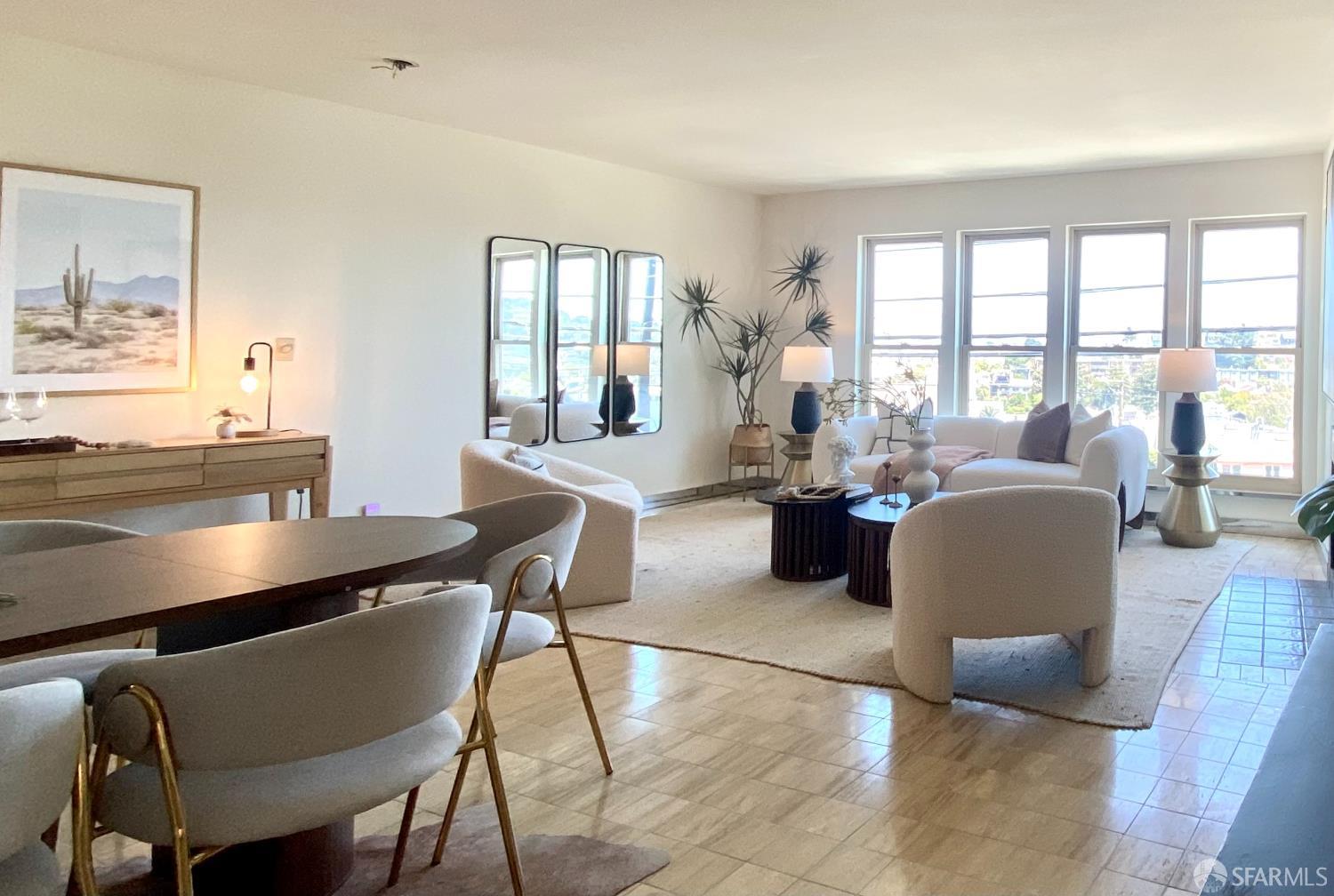 Photo #3: 426135552 Listing: Photo #3