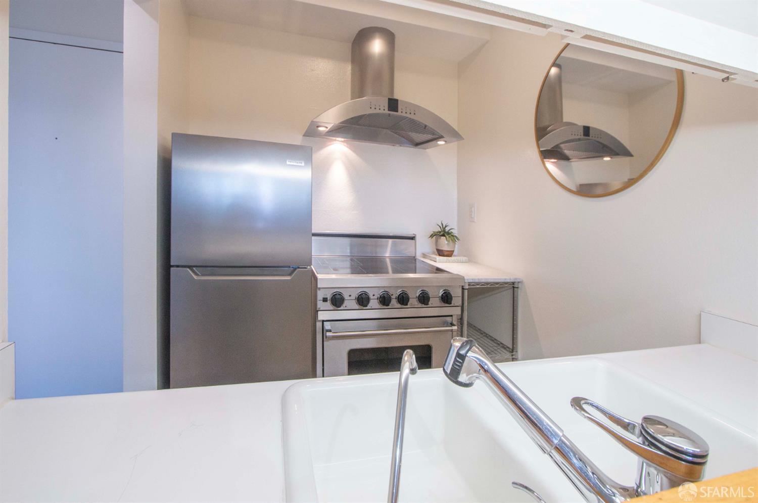 Photo #6: 426137049 Listing: Photo #6