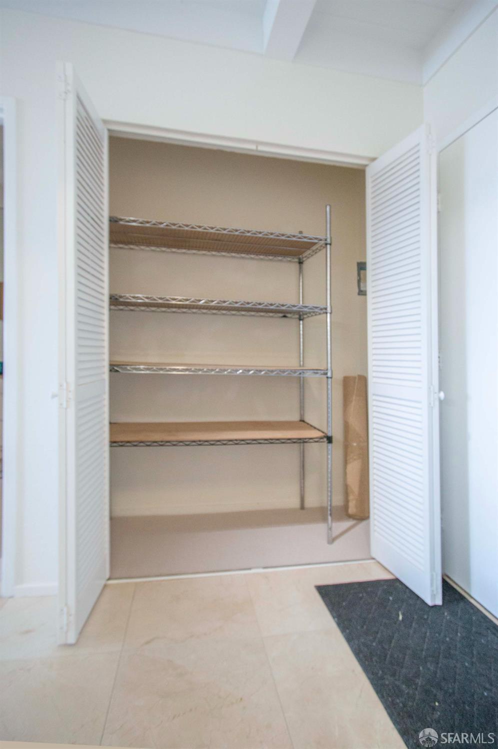 Photo #5: 426137049 Listing: Photo #5