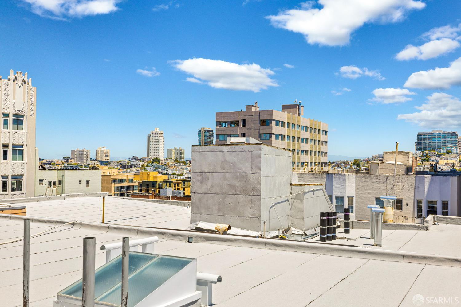 Photo #8: 426135648 Listing: Photo #8