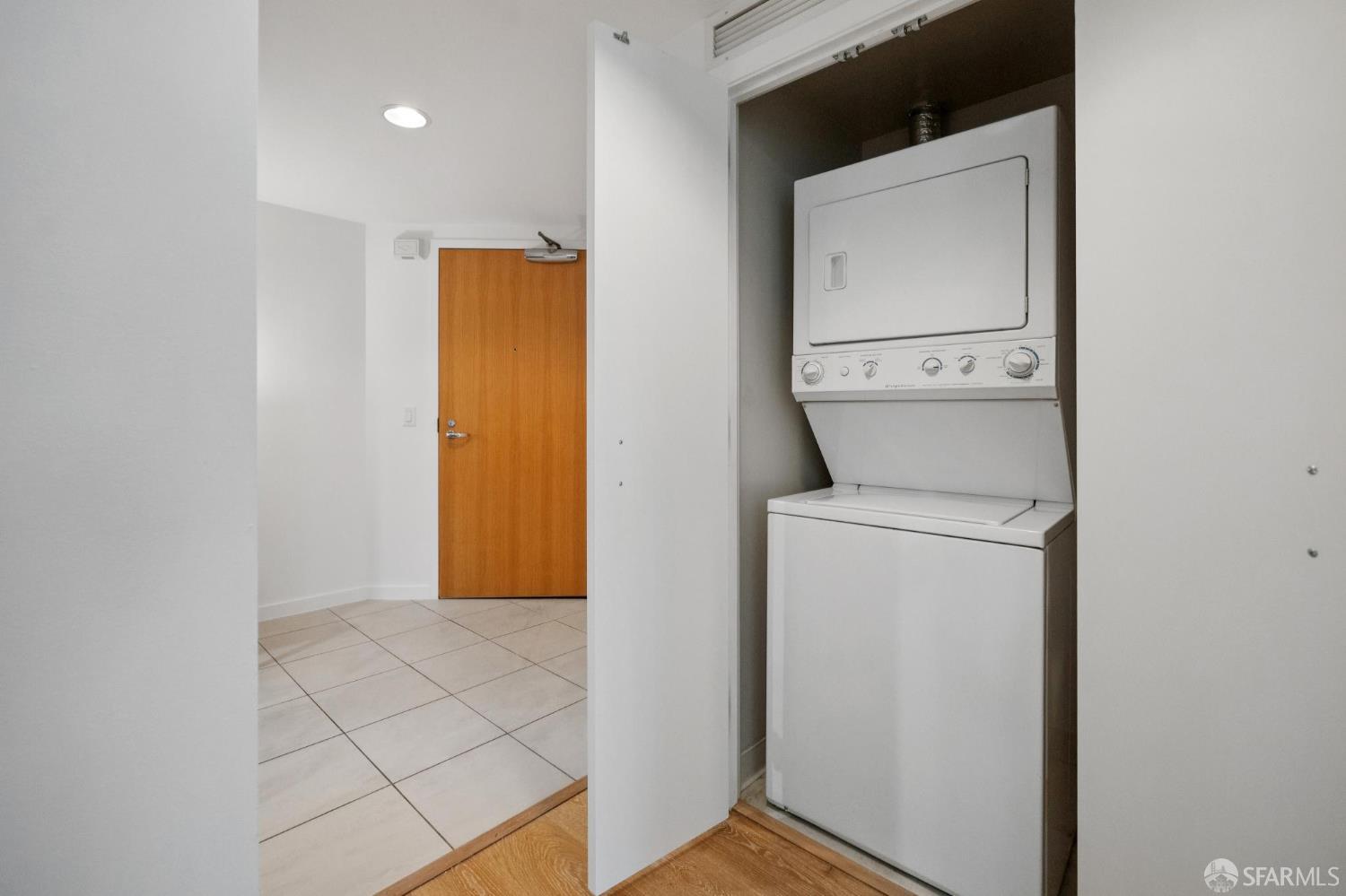 Photo #13: 426137405 Listing: Photo #13