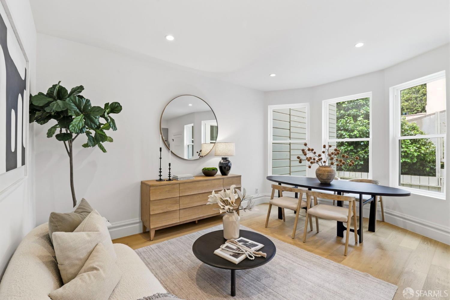 Photo #3: 426137822 Listing: Photo #3