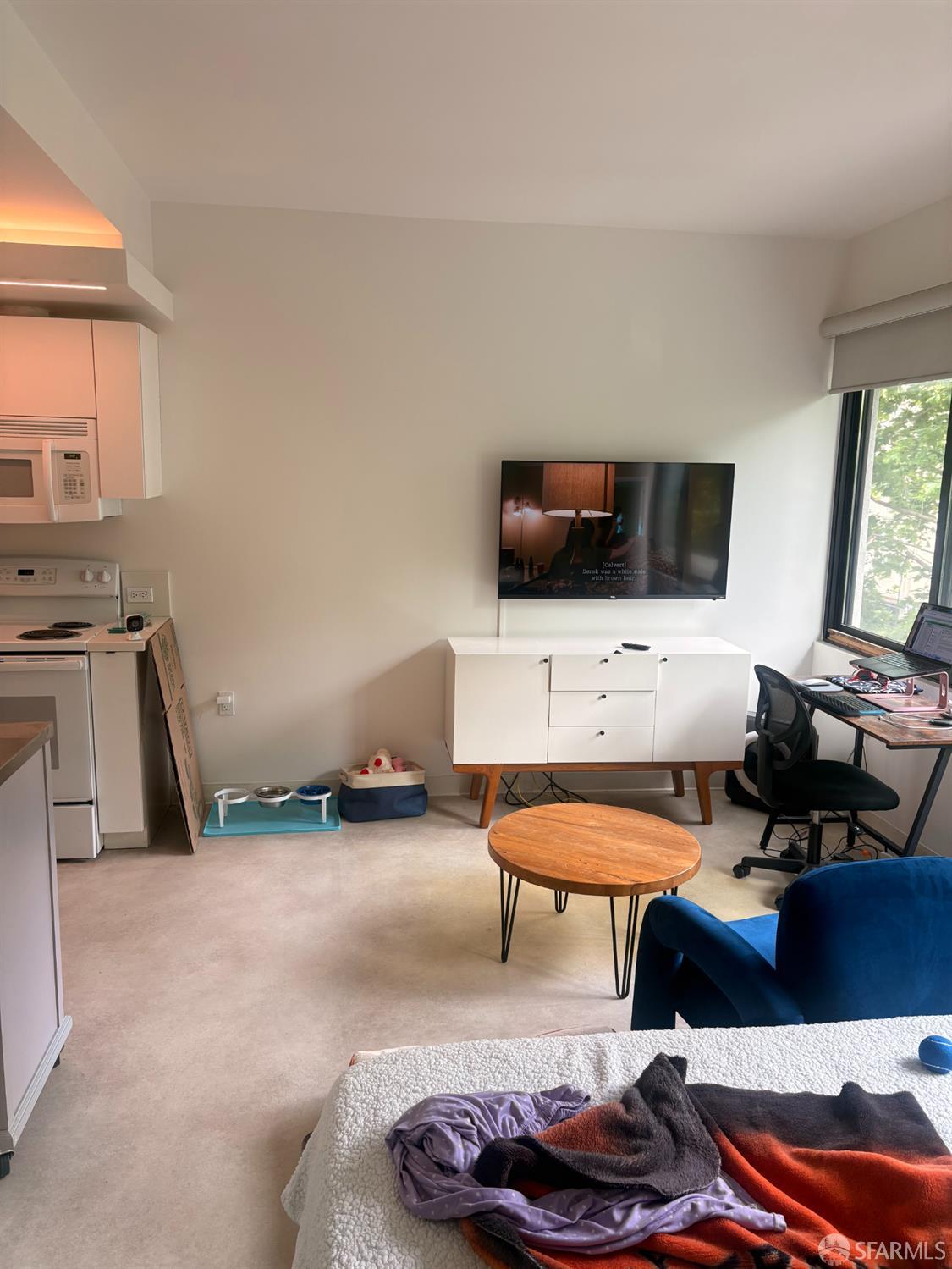 Photo #2: 426136794 Listing: Photo #2