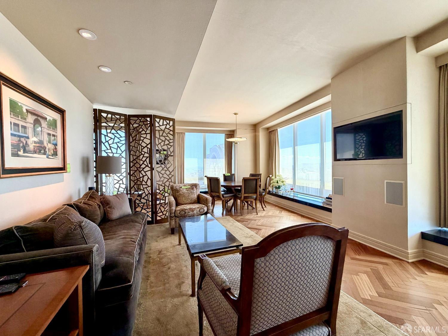 Photo #3: 426127879 Listing: Photo #3