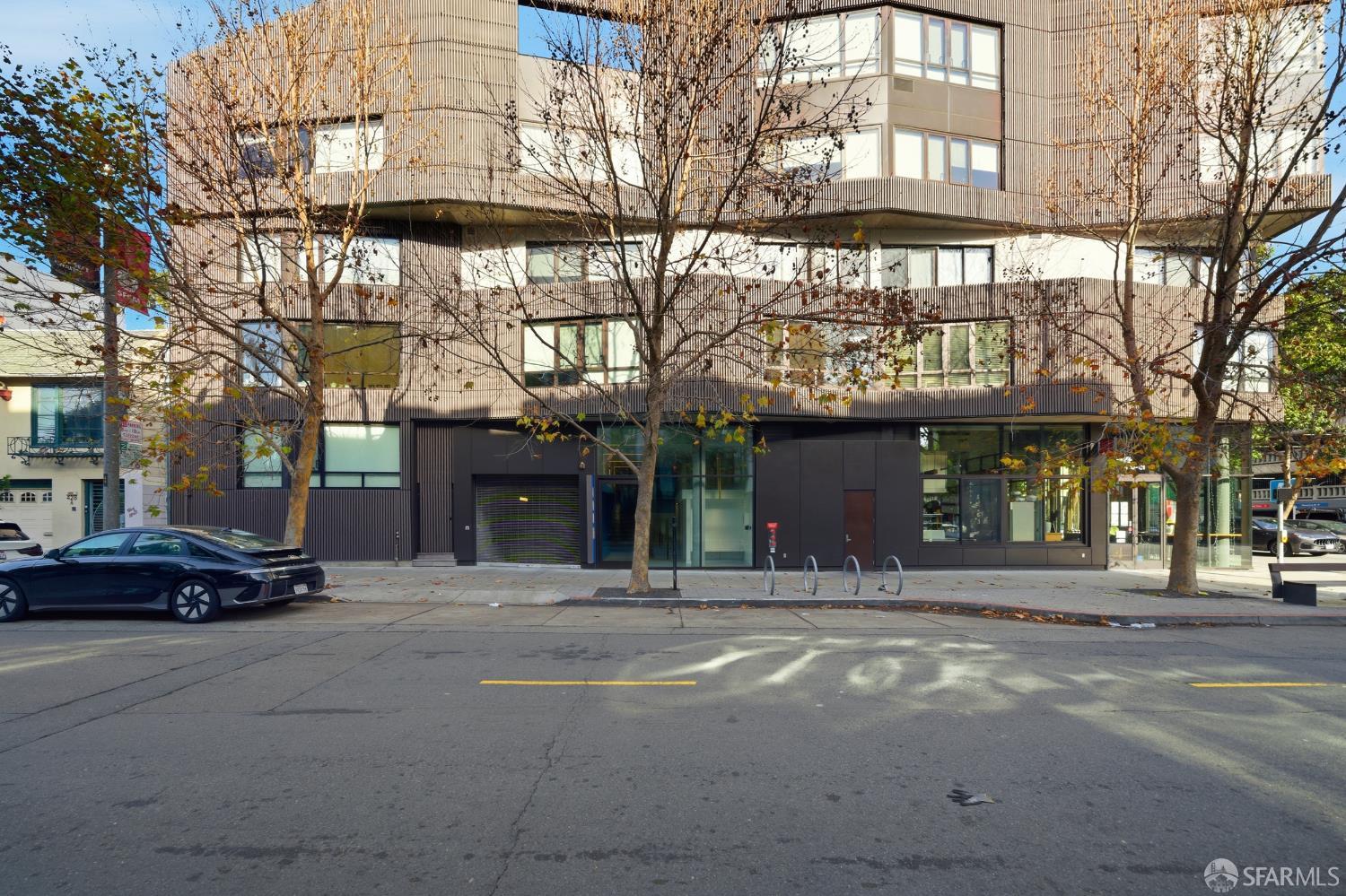 400 Grove Street # 305