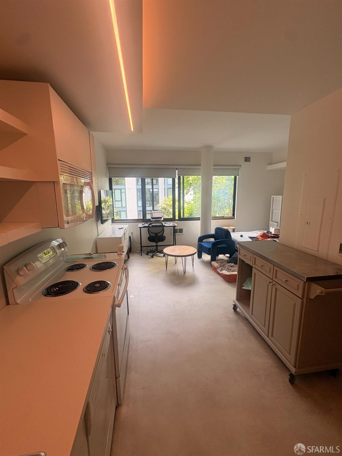 Photo #5: 426136794 Listing: Photo #5