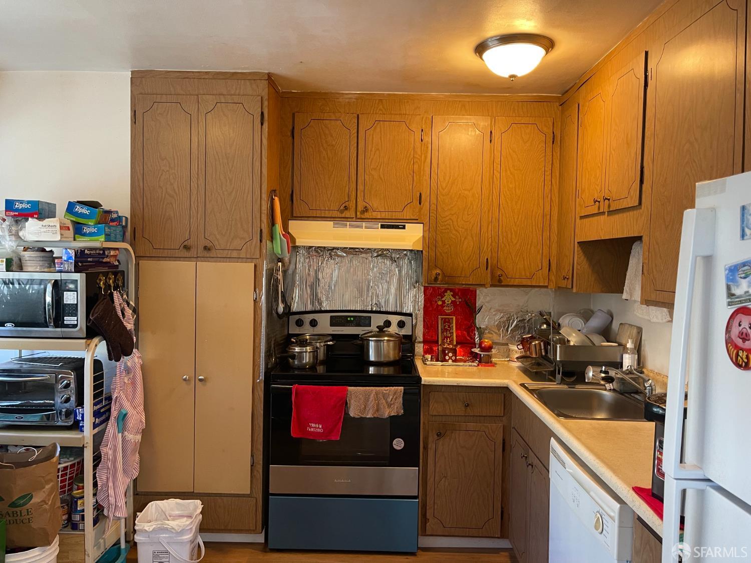 Photo #6: 426137397 Listing: Photo #6