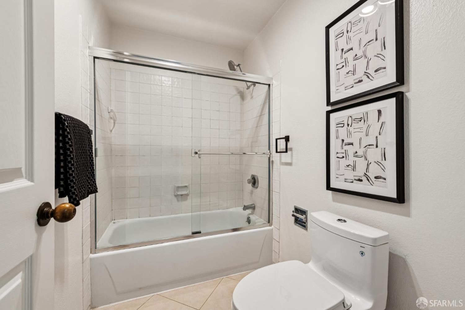 Photo #34: 426138212 Listing: Photo #34