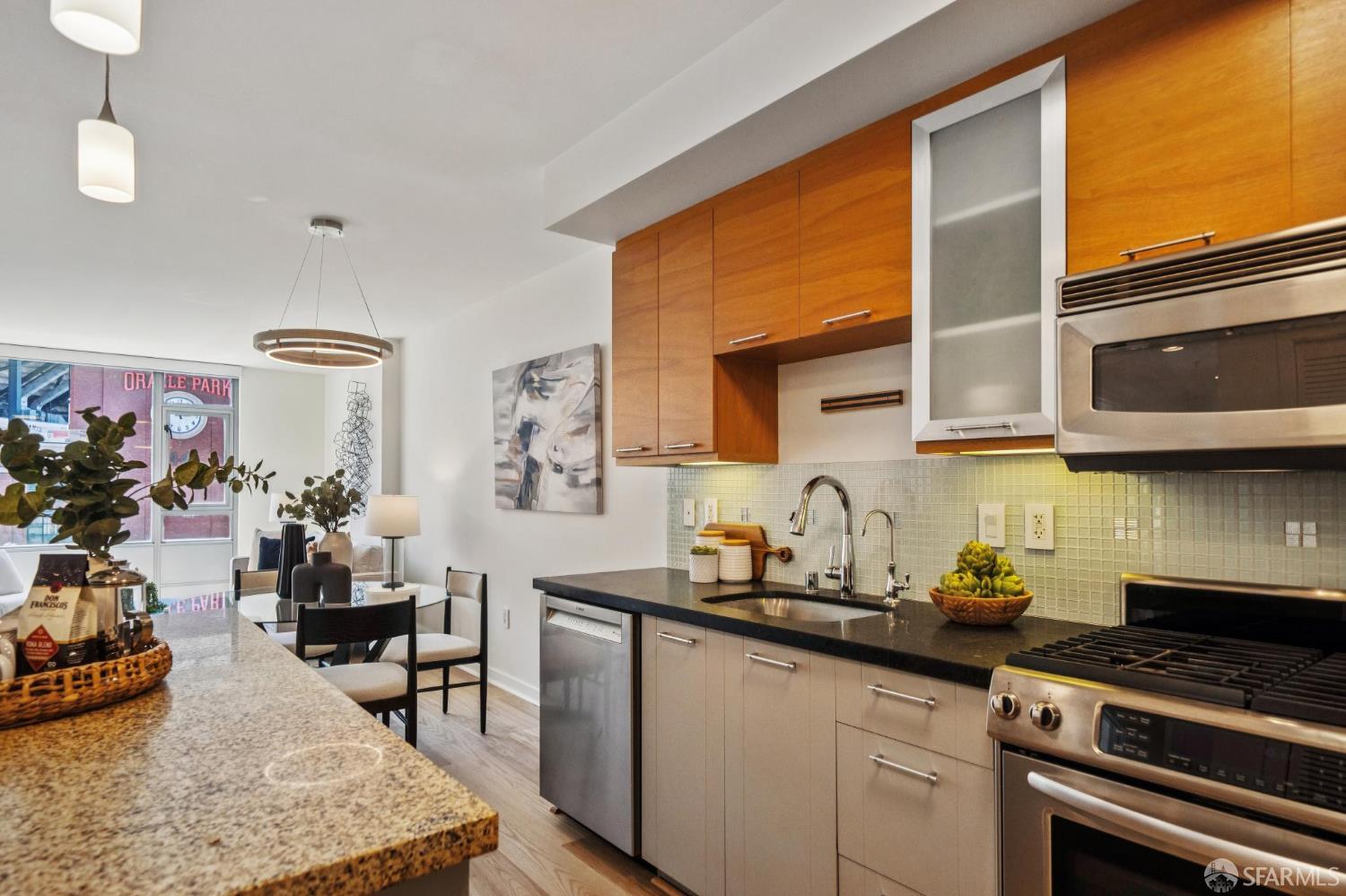Photo #18: 426138337 Listing: Photo #18