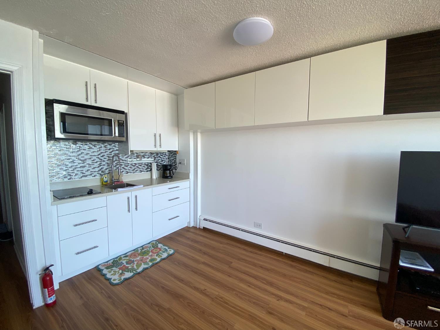 Photo #6: 426119462 Listing: Photo #6