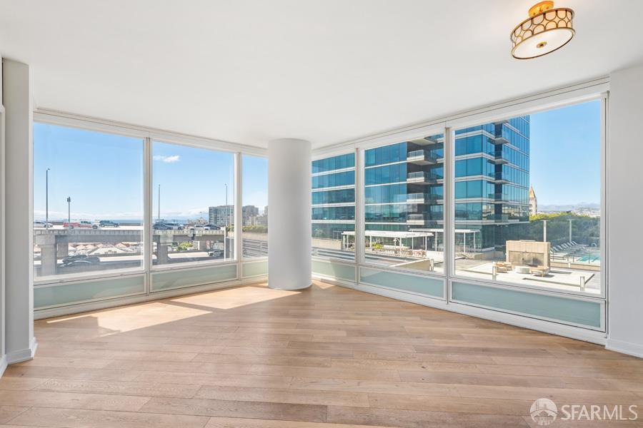 Photo #2: 426128975 Listing: Photo #2