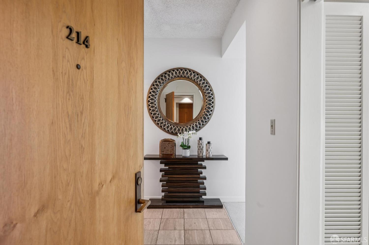 Photo #1: 426138868 Listing: Photo #1
