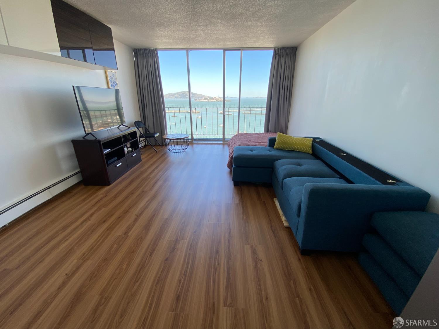 Photo #3: 426119462 Listing: Photo #3
