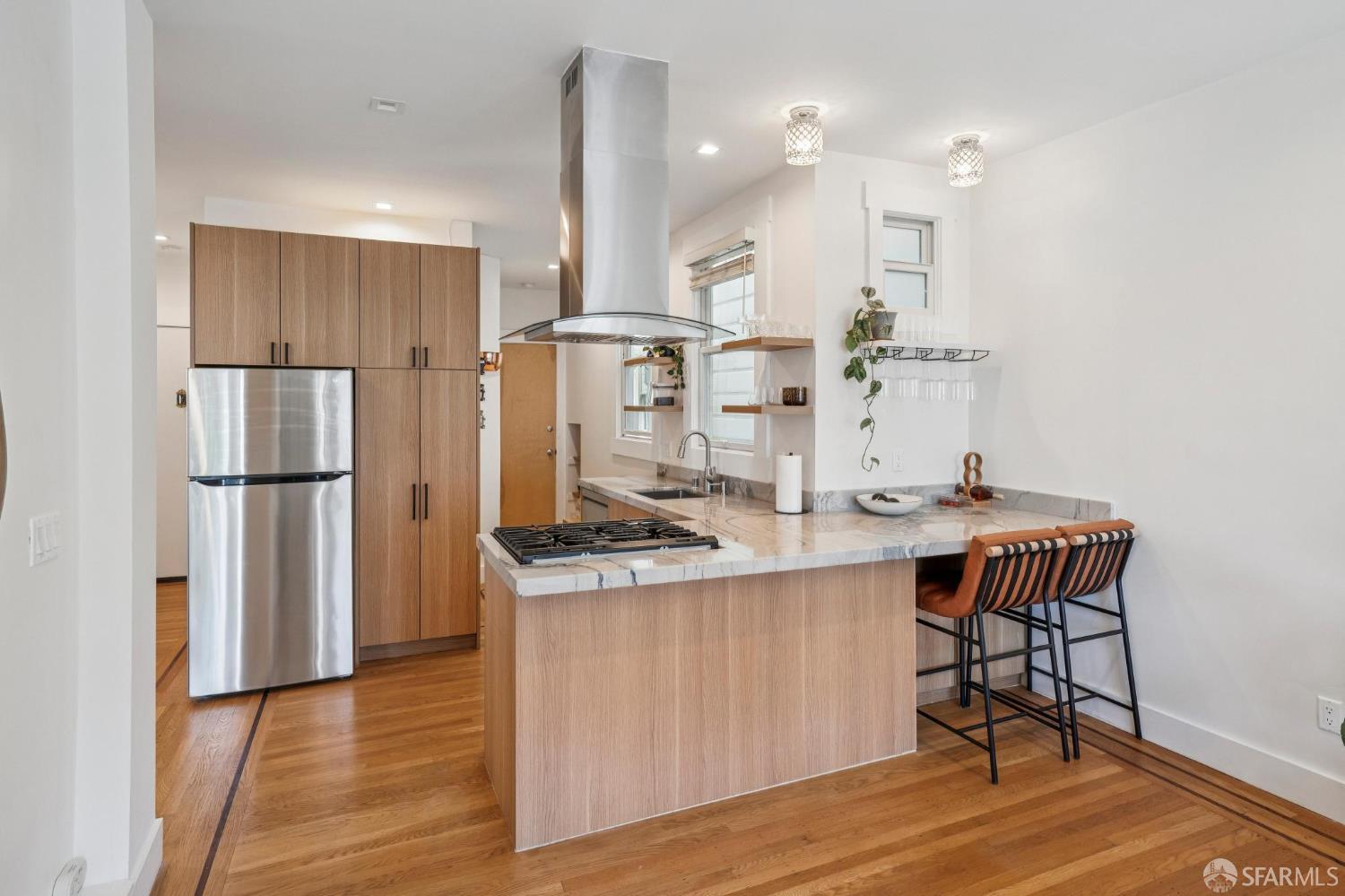 Photo #6: 426138546 Listing: Photo #6