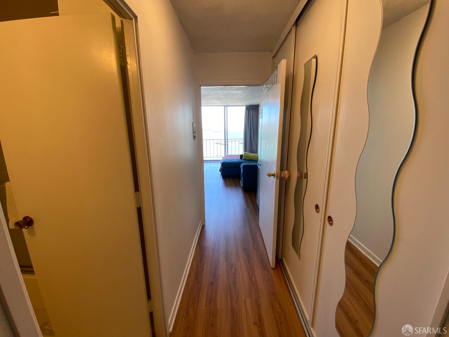 Photo #10: 426119462 Listing: Photo #10