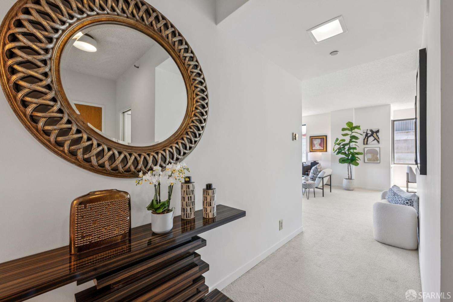 Photo #2: 426138868 Listing: Photo #2