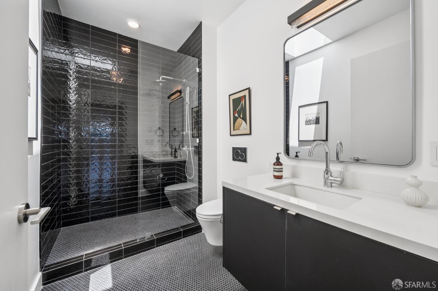 Photo #19: 426138815 Listing: Photo #19