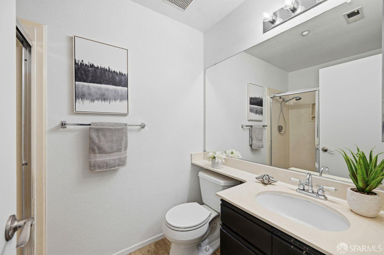 Photo #30: 426117703 Listing: Photo #30