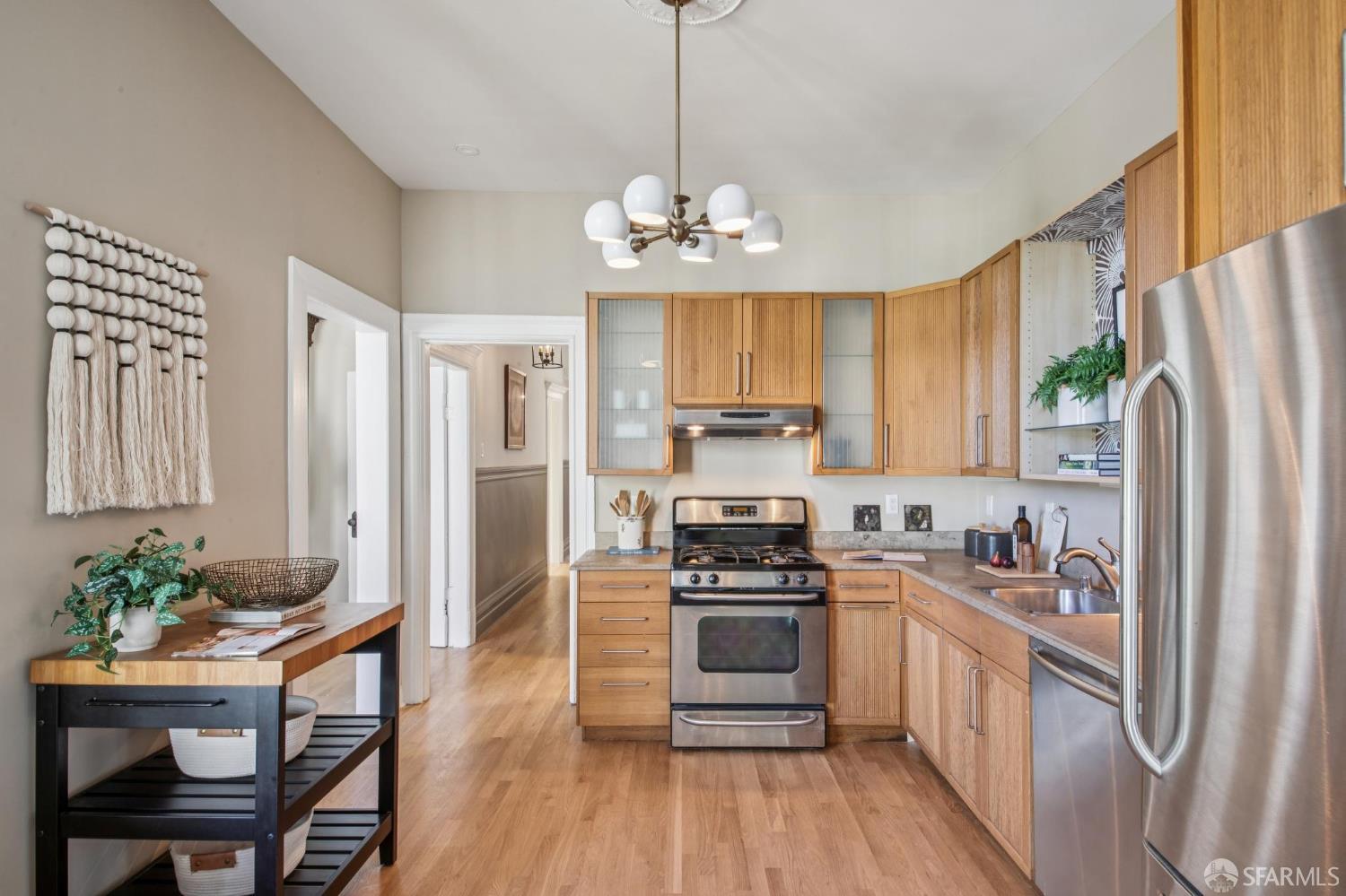 Photo #6: 426138277 Listing: Photo #6