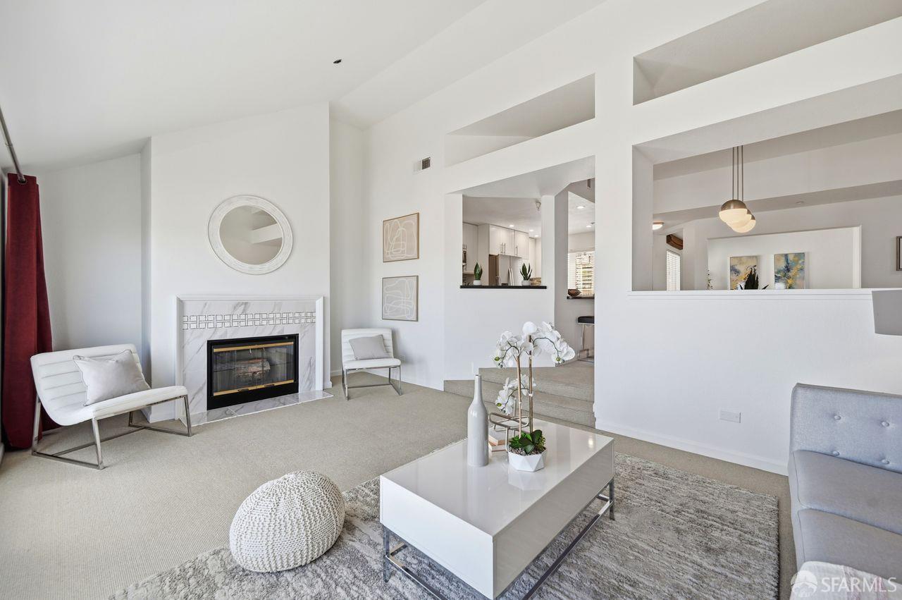 Photo #7: 426117703 Listing: Photo #7