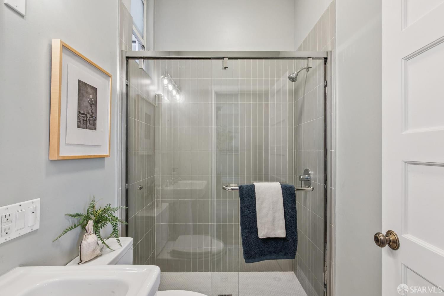 Photo #25: 426138277 Listing: Photo #25
