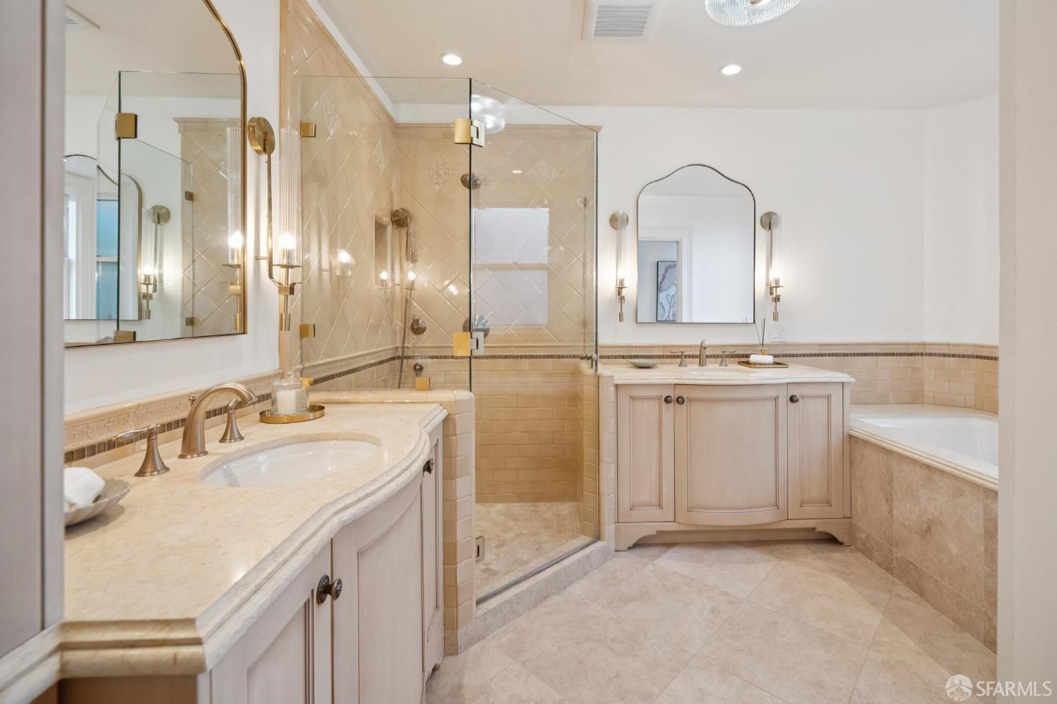 Photo #13: 426138953 Listing: Photo #13