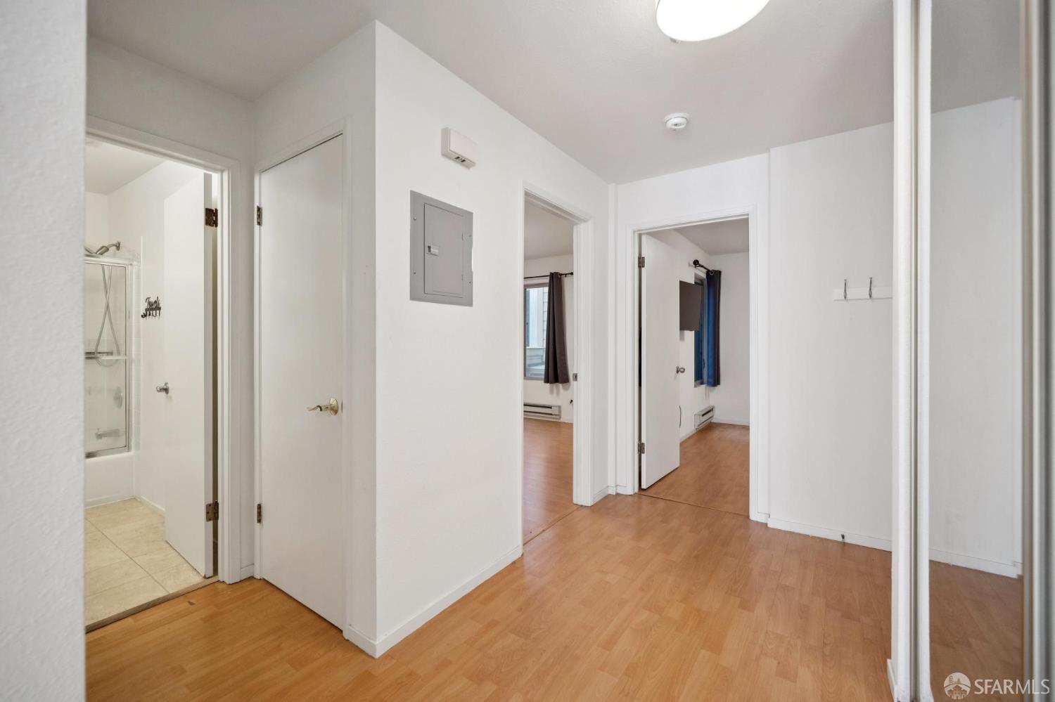 Photo #12: 426138578 Listing: Photo #12