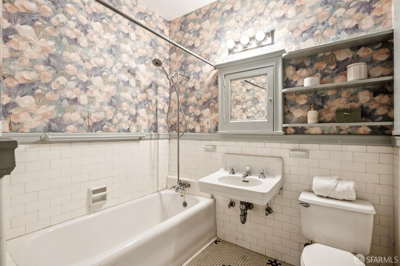 Photo #38: 426138362 Listing: Photo #38