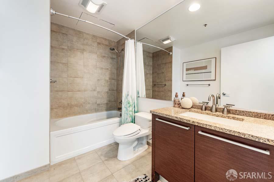 Photo #15: 425081765 Listing: Photo #15