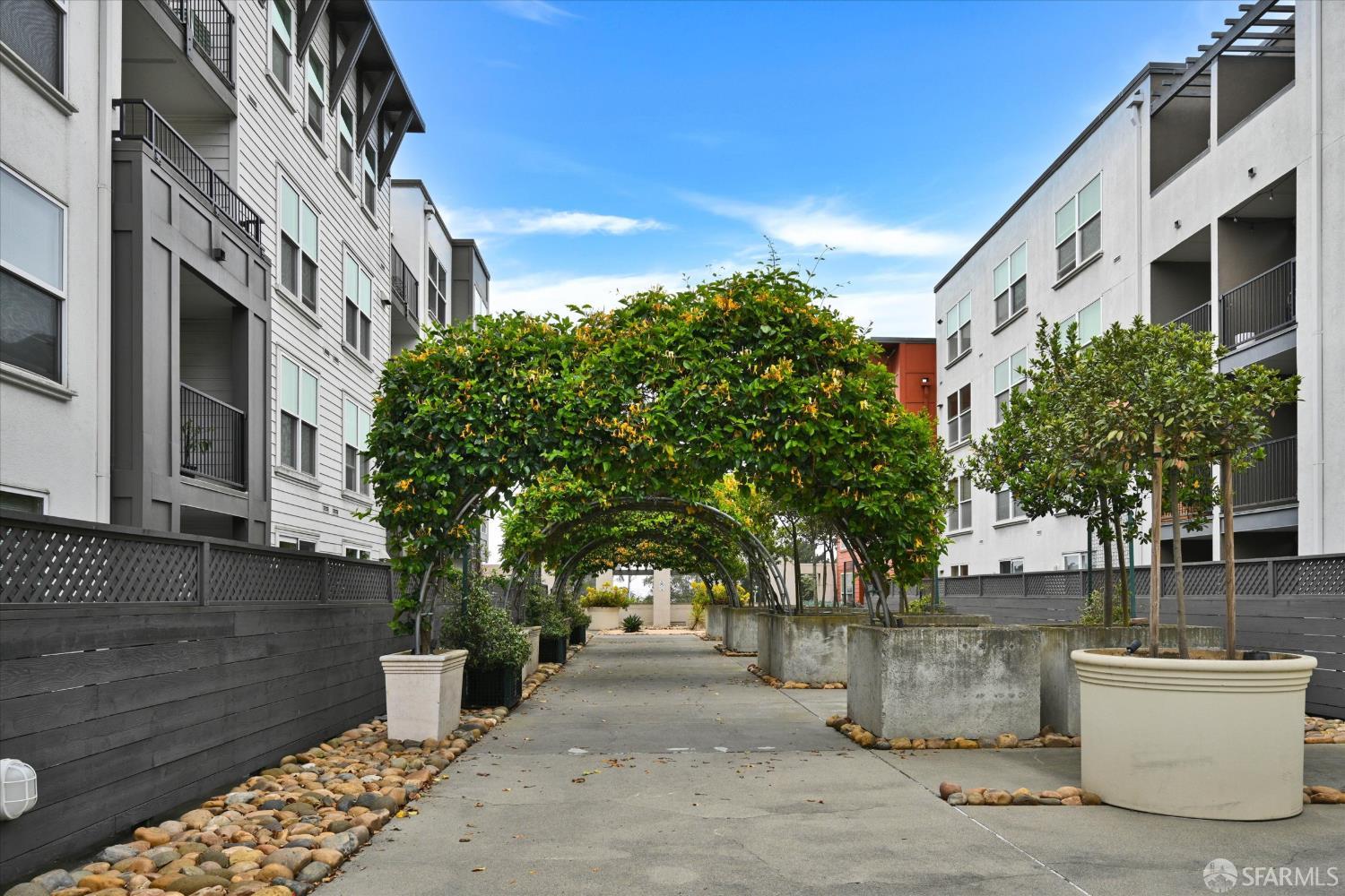 Photo #30: 426128752 Listing: Photo #30