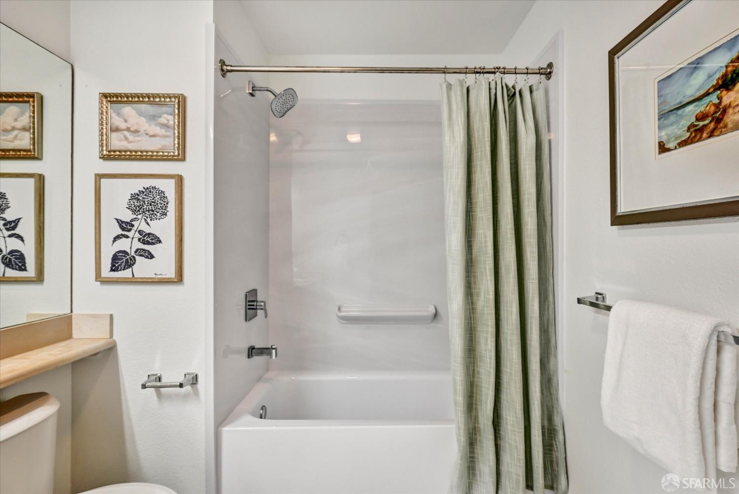 Photo #26: 426128752 Listing: Photo #26