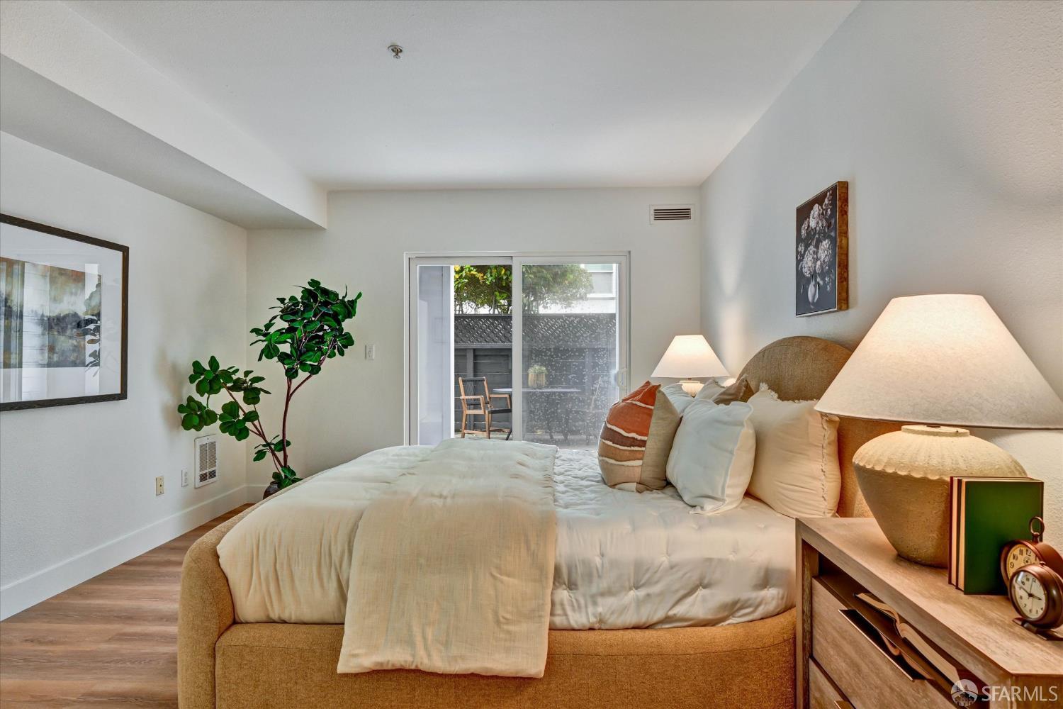 Photo #17: 426128752 Listing: Photo #17