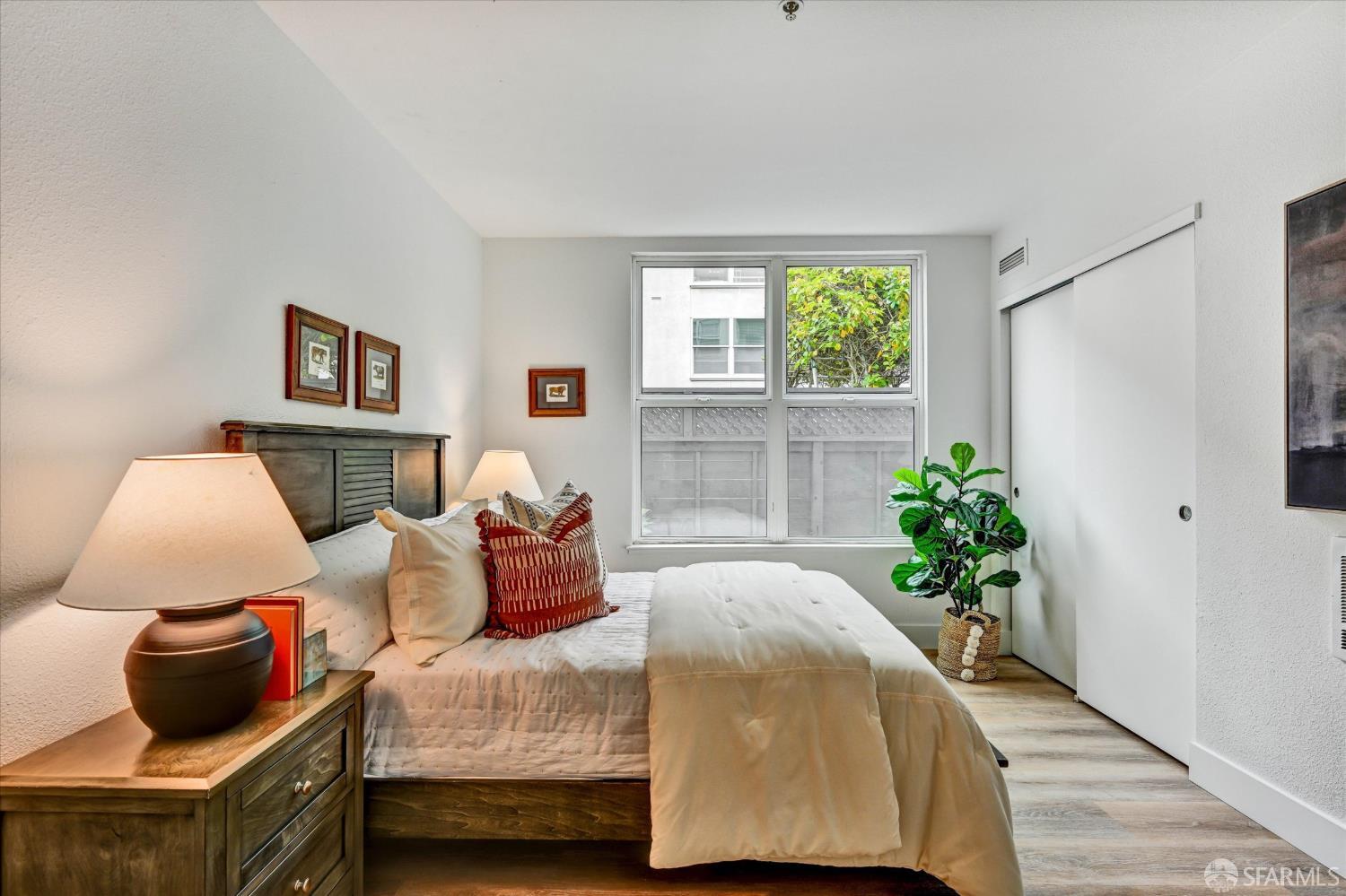Photo #22: 426128752 Listing: Photo #22