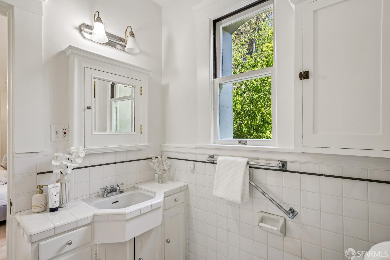 Photo #43: 426138362 Listing: Photo #43