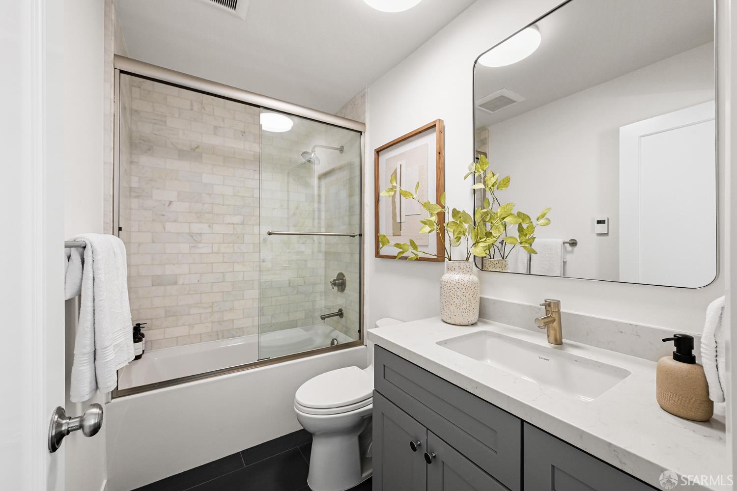 Photo #17: 426128398 Listing: Photo #17