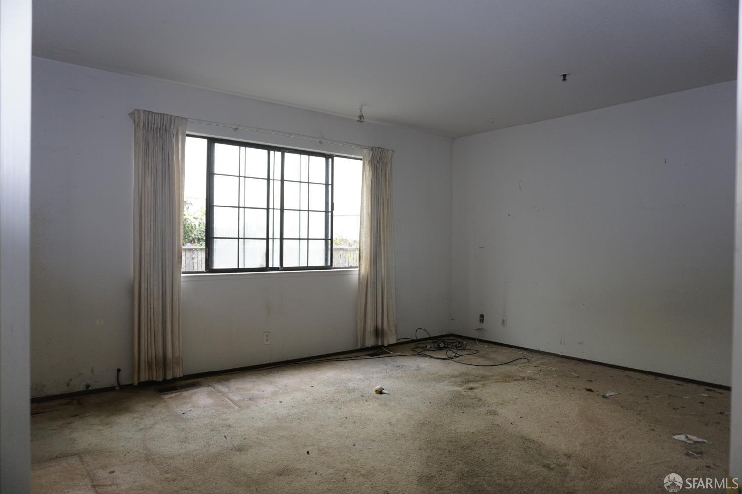 Photo #6: 426139593 Listing: Photo #6