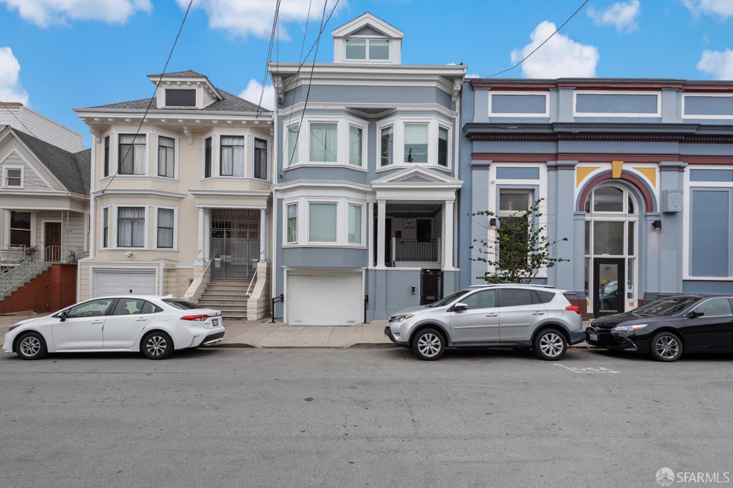 323 7th Avenue # 3