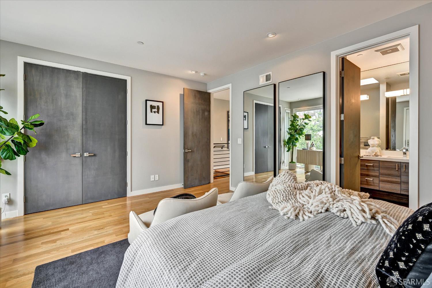 Photo #17: 426140731 Listing: Photo #17