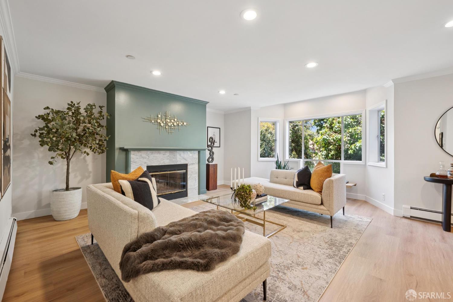 Photo #1: 426138231 Listing: Photo #1