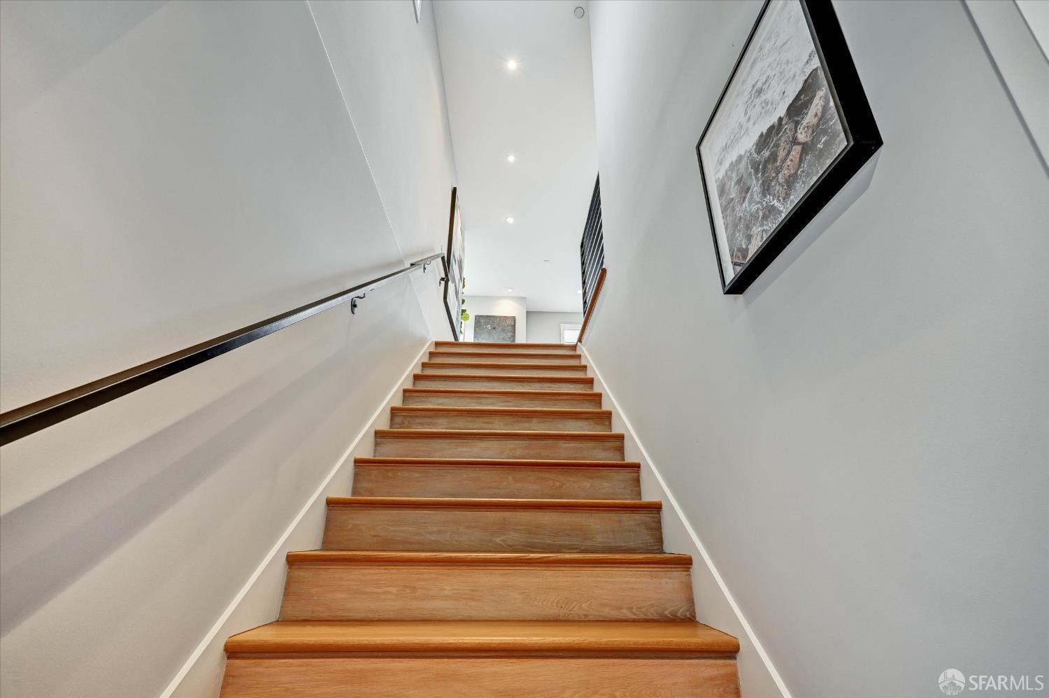 Photo #2: 426140731 Listing: Photo #2