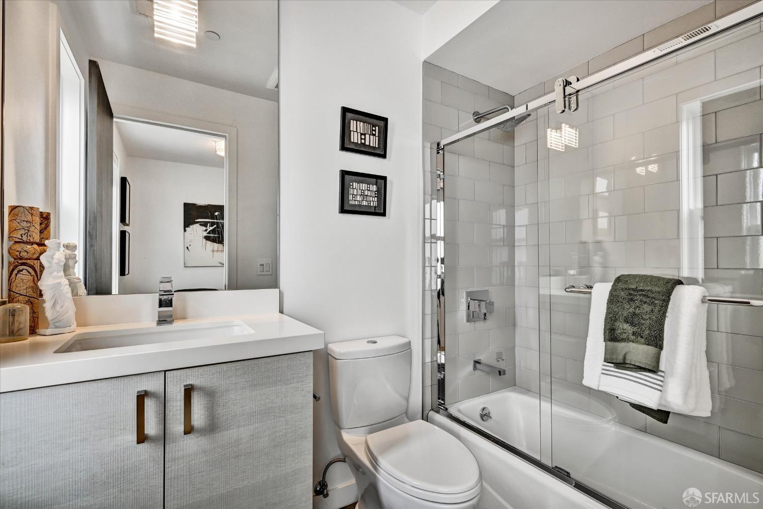 Photo #30: 426140731 Listing: Photo #30