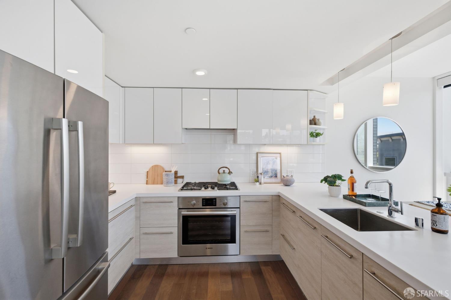 Photo #10: 426140459 Listing: Photo #10